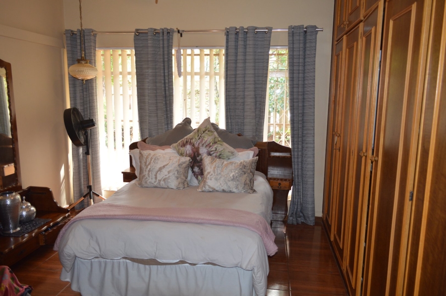 4 Bedroom Property for Sale in Flamwood North West